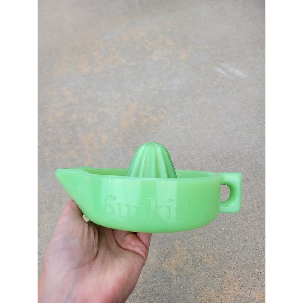 McKee Glass Company Jadeite Uranium Sunkist Reamer Juicer 1930s Vintage - Picture 3 of 9